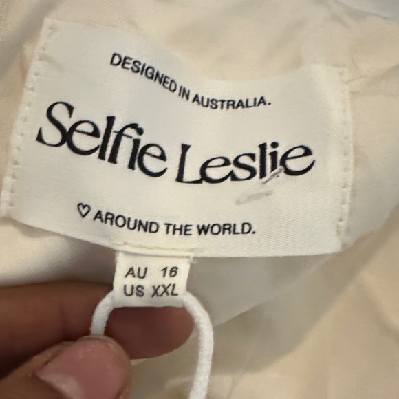 NWT SELFIE LESLIE Irena Twist Bust Short Sleeve Dress Oyster size XL-XXL - Picture 5 of 10